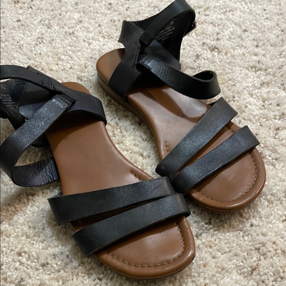 Women's Black Leather Strappy Sandals